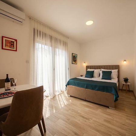 Apartments Vojislav Вирпазар Екстериор снимка