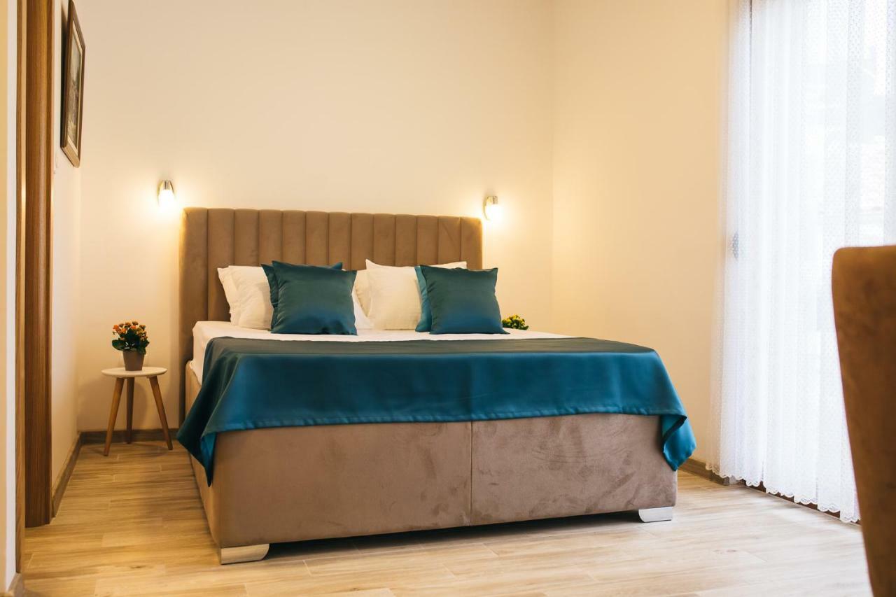 Apartments Vojislav Вирпазар Екстериор снимка