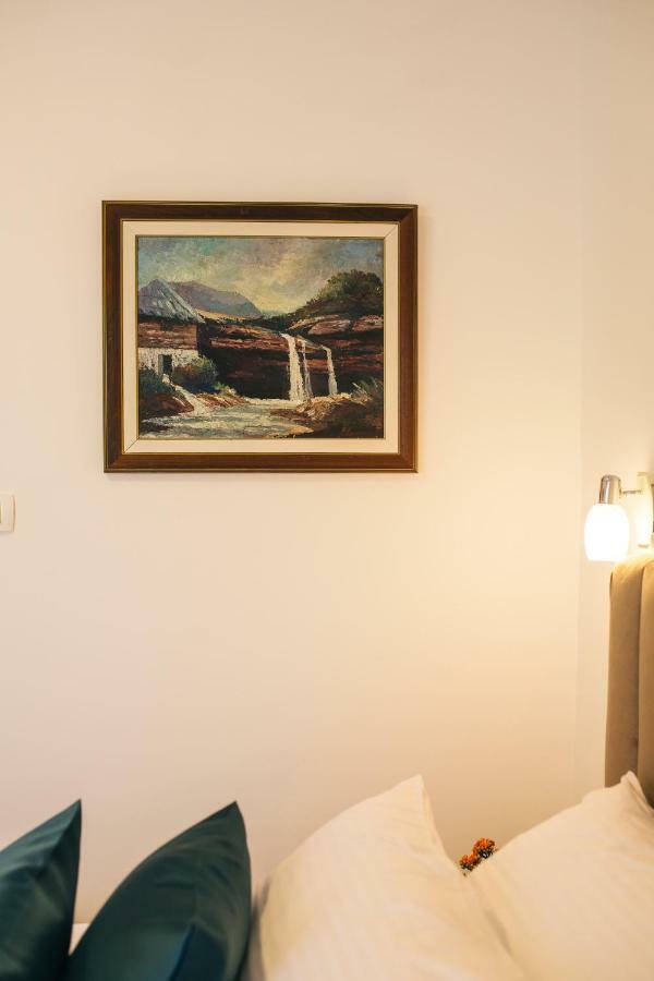 Apartments Vojislav Вирпазар Екстериор снимка